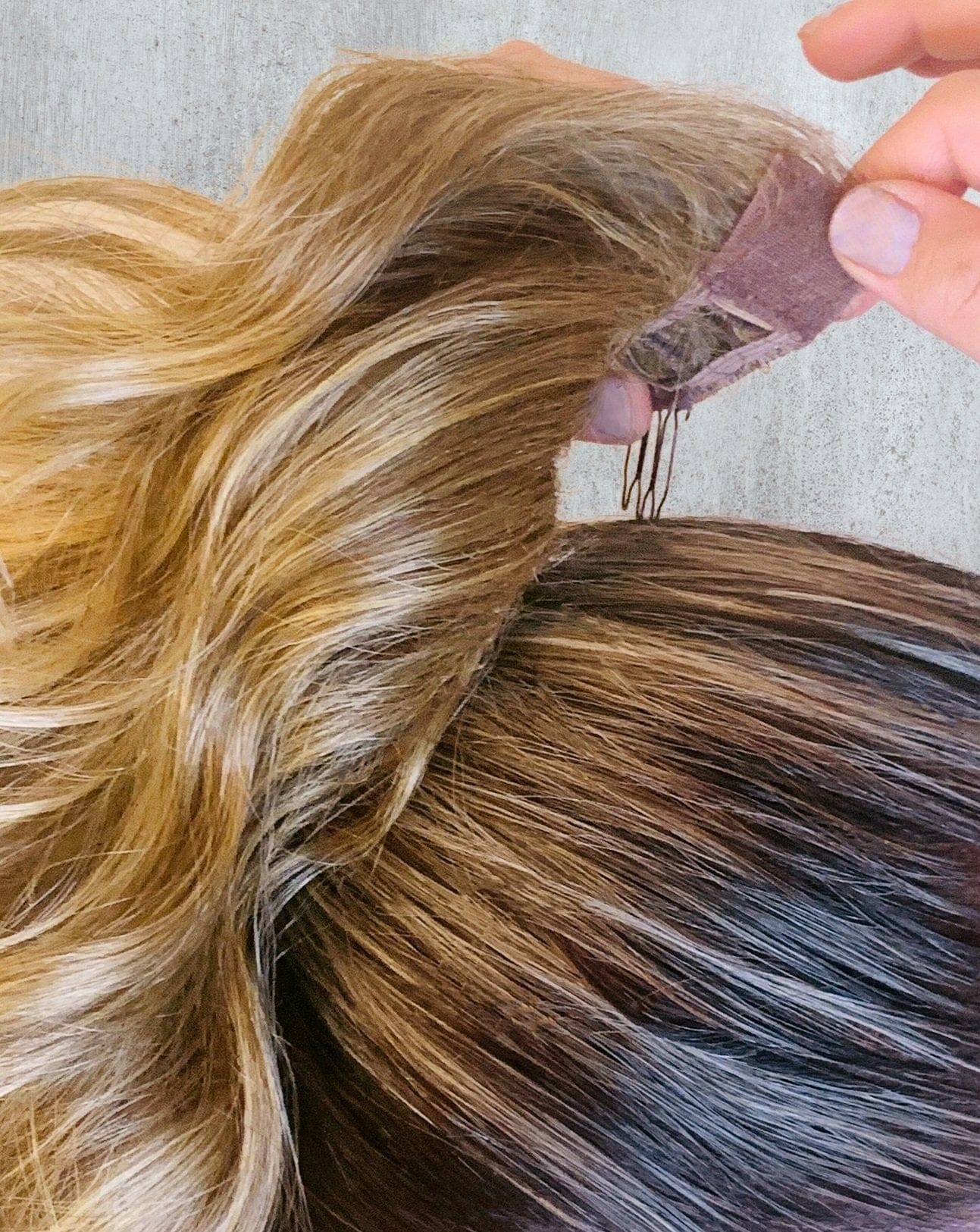 12" Stretch Pony by Hairdo | Heat Friendly Synthetic Hair - Image 5