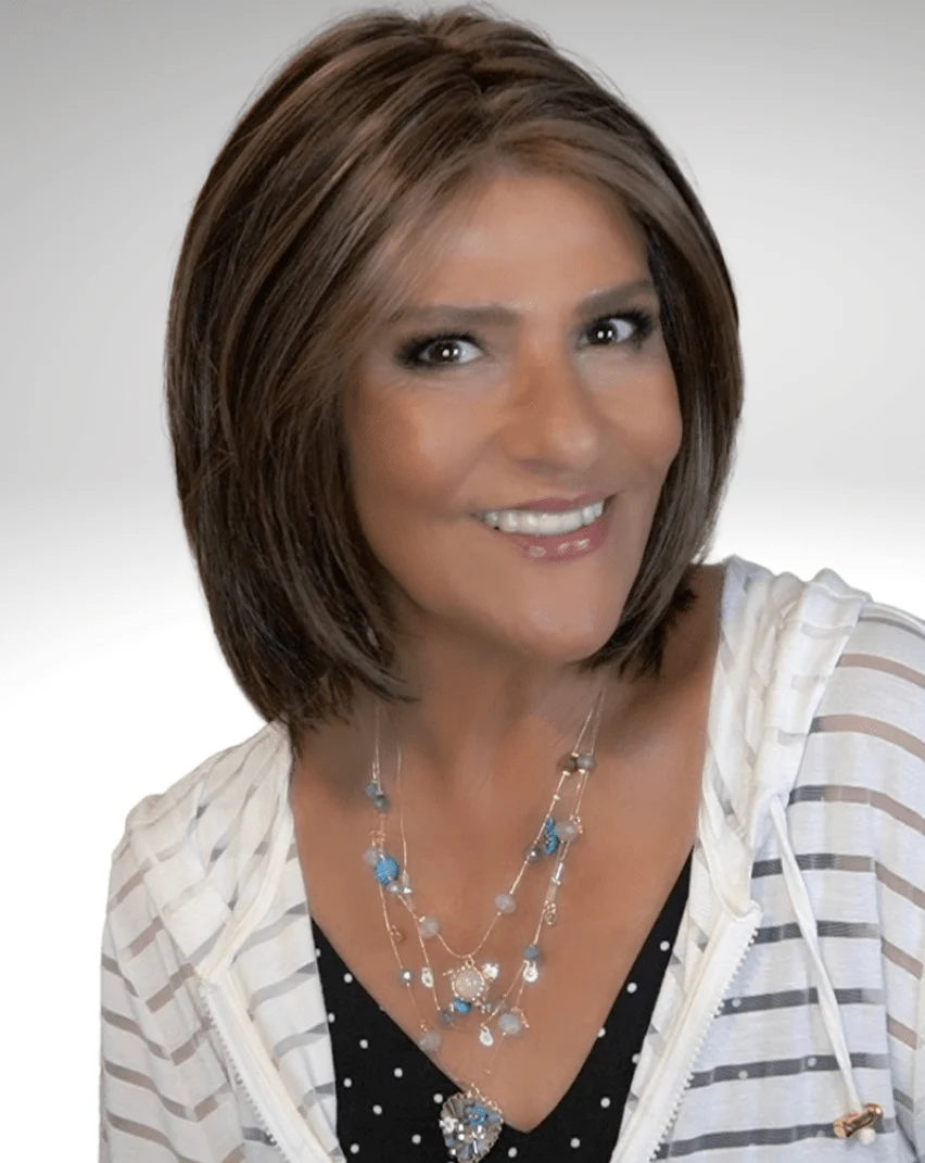 Avery by Henry Margu | Synthetic Lace Front Wig | Mono Part - Image 4