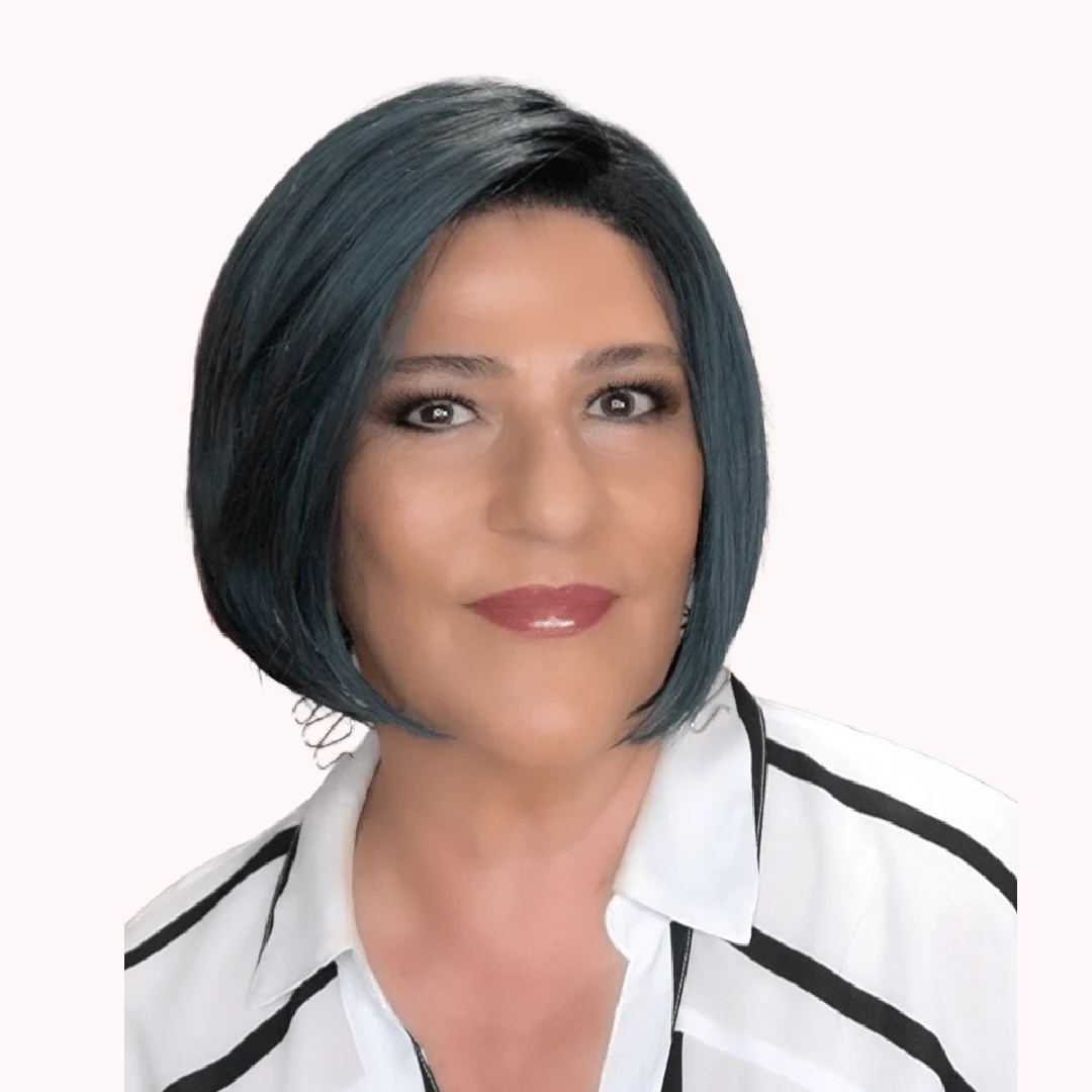 Bellissima E by Belle Tress | HF Synthetic Lace Front Wig | Mono Part - Image 9