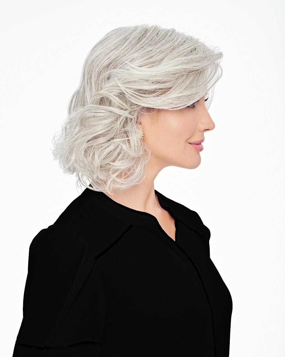 Bombshell Bob by Hairdo | Synthetic Wavy Bob Wig | Basic Cap - Image 3