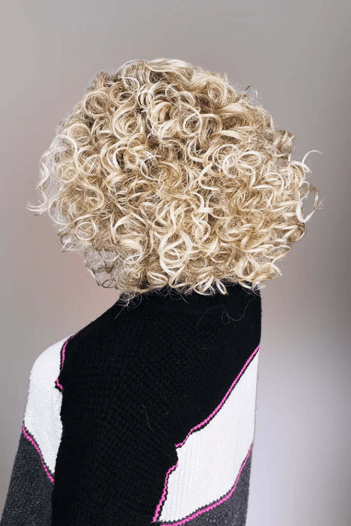 Click Click Flash by Raquel Welch | HF Synthetic Lace Front Wig | Basic Cap - Image 15