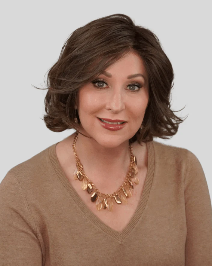 Crowd Pleaser by Raquel Welch | HF Synthetic Lace Front Wig | Mono Part - Image 3