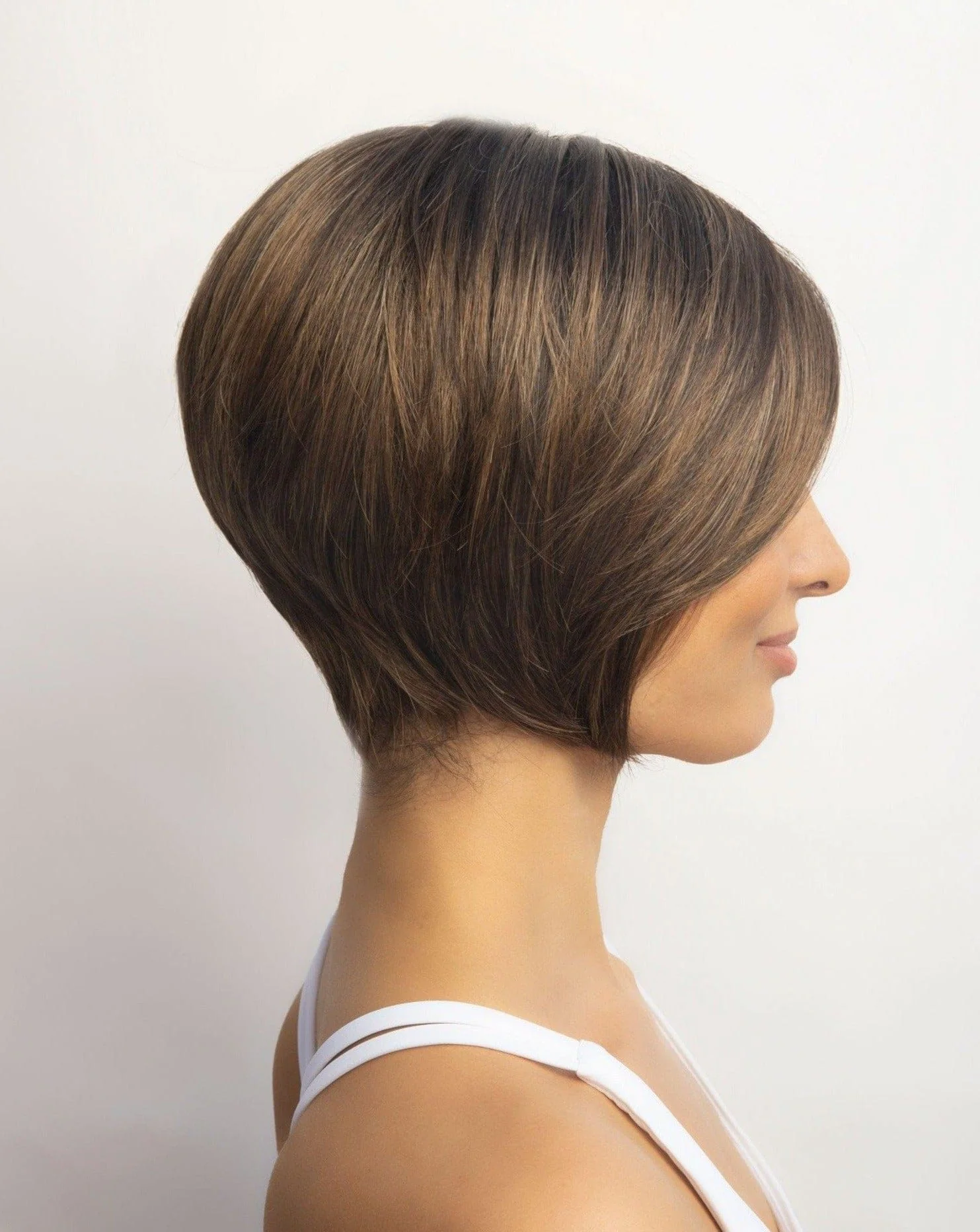 Outlet Sale | Emy by Amore | Synthetic Lace Front Wig | No Returns or Exchanges - Image 5
