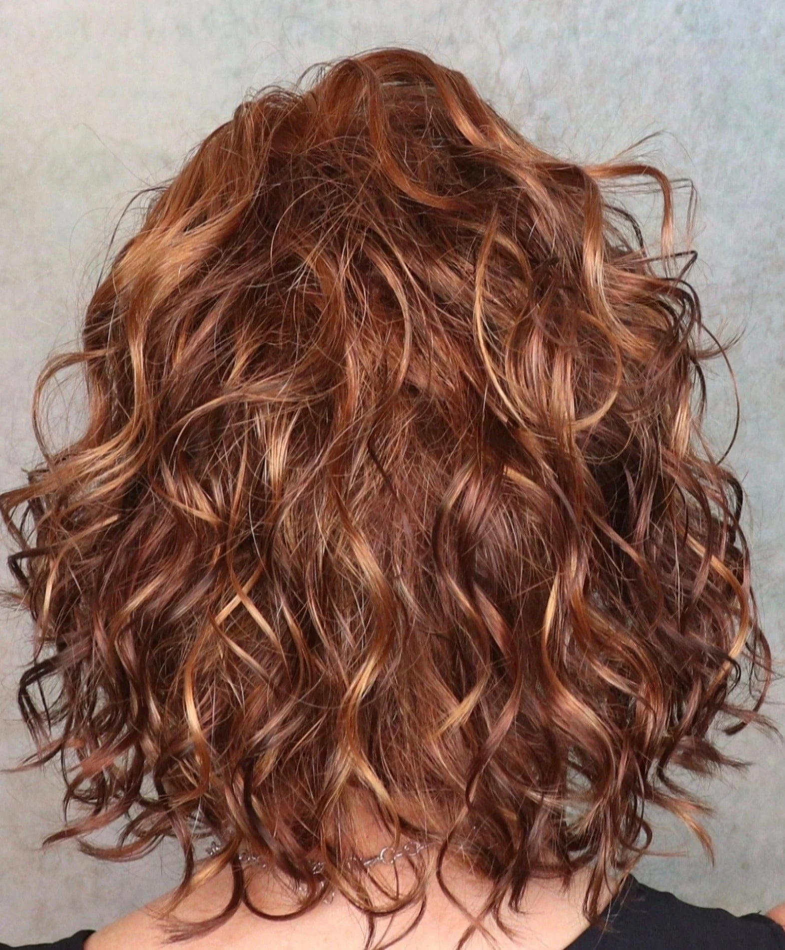 Girl Mono by Ellen Wille | Synthetic Lace Front Wig | Mono Part - Image 10