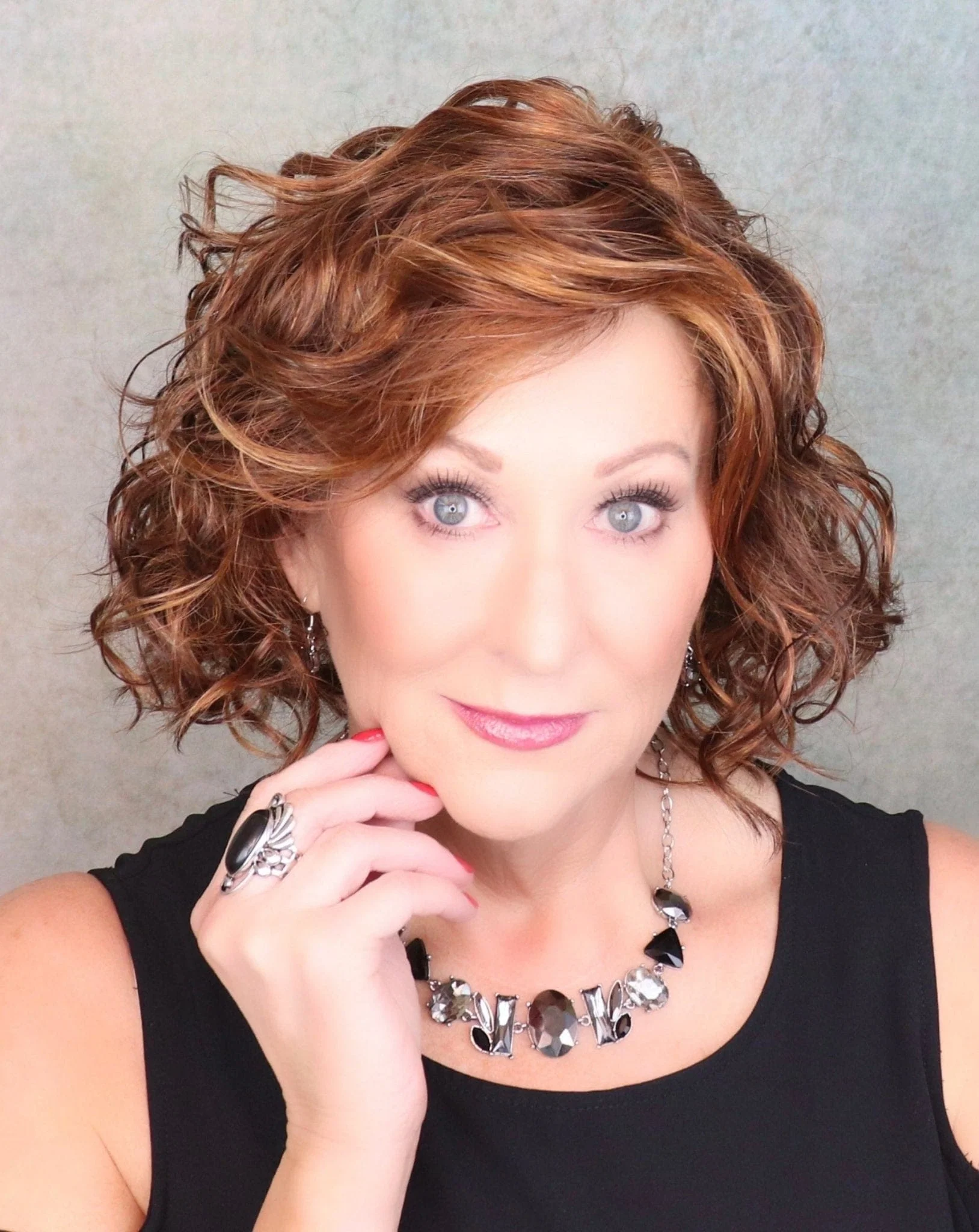 Girl Mono by Ellen Wille | Synthetic Lace Front Wig | Mono Part - Image 8