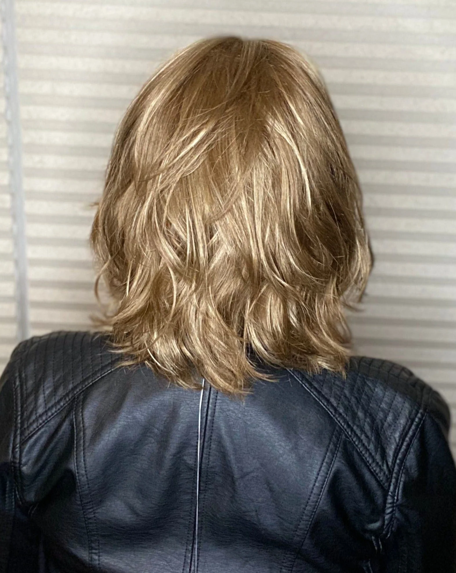 Hunter by Estetica | Synthetic Wig | Mono Crown - Image 12