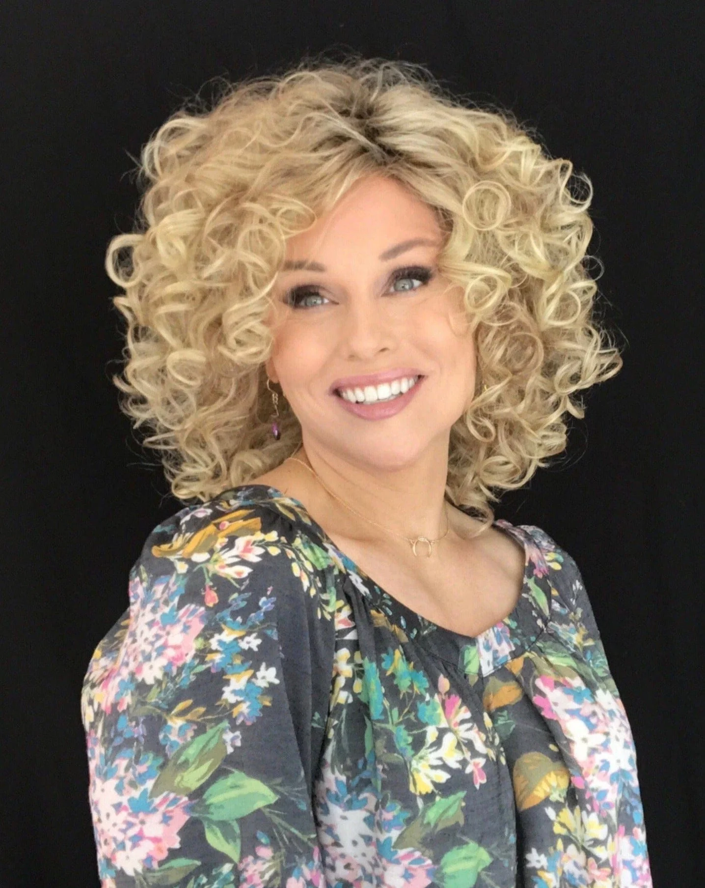 Jamila Plus by Ellen Wille | Synthetic Lace Front Wig by Ellen Wille - Image 2