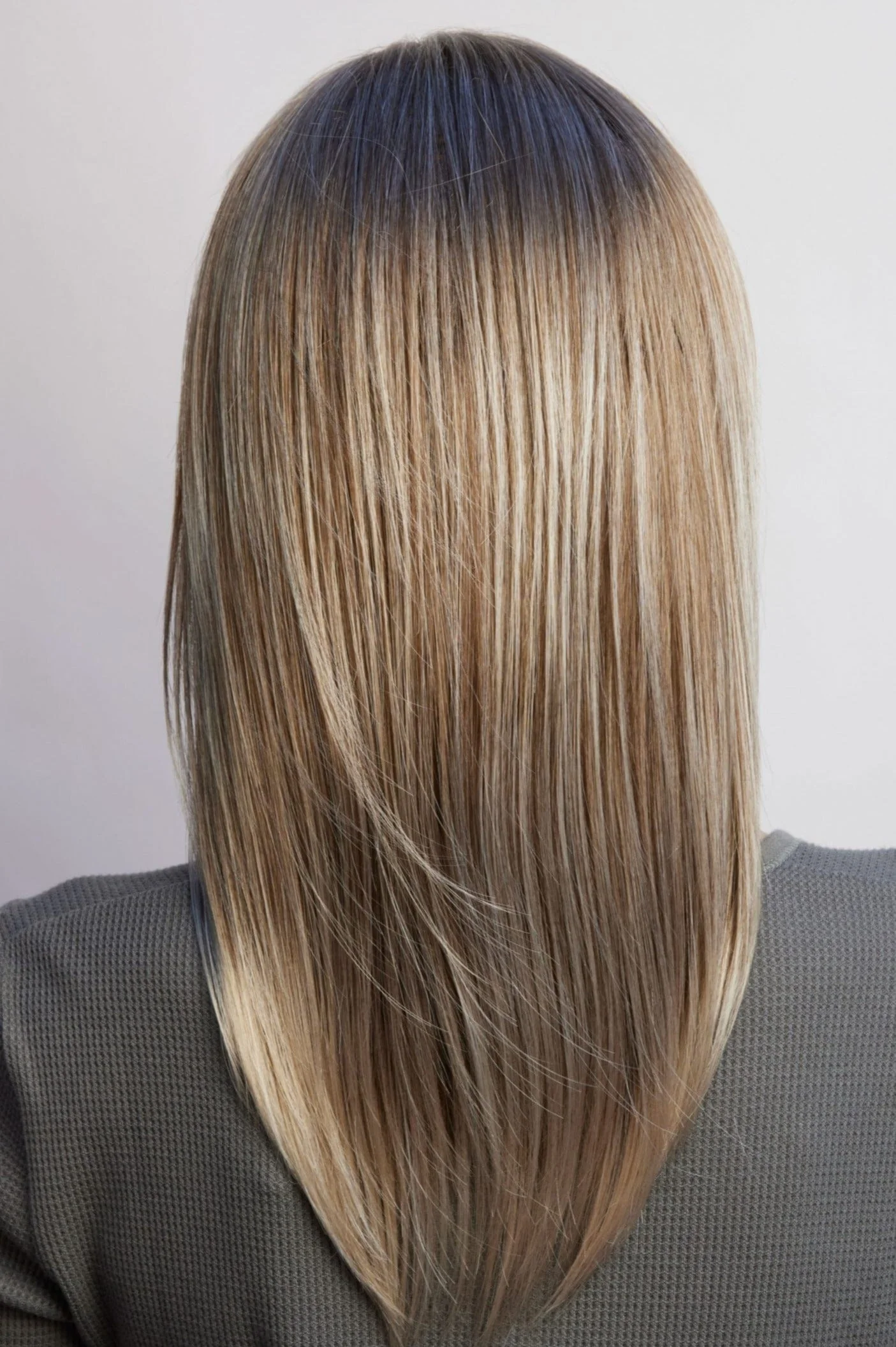 Outlet Sale | Reed by Amore | Synthetic Lace Front Wig | No Returns or Exchanges - Image 12