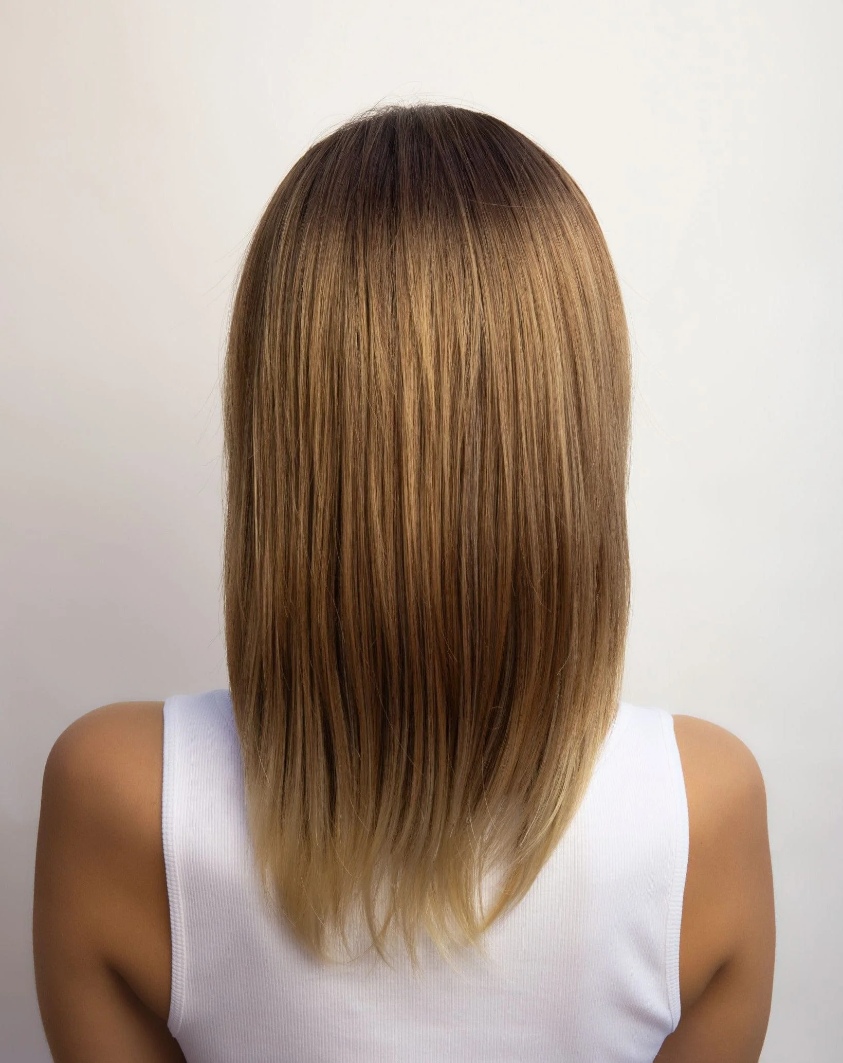 Outlet Sale | Reed by Amore | Synthetic Lace Front Wig | No Returns or Exchanges - Image 6