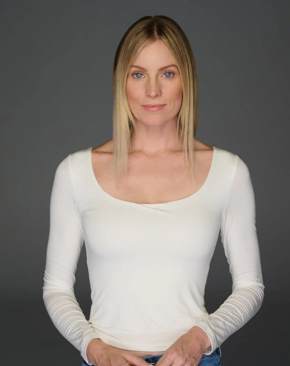 Top Billing Wavy 14" by Raquel Welch | HF Synthetic Lace Front Hair Topper | Mono Top - Image 9